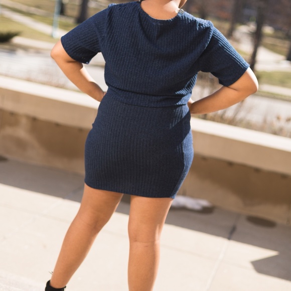 Plus Size 2 Piece Corset Knit Skirt Set - Picture 3 of 3